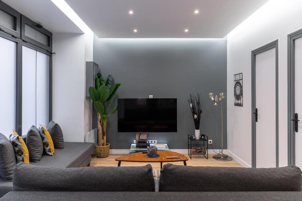 Hsh Batignolles Sauffroy Charming Apartment 8P 파리 외부 사진