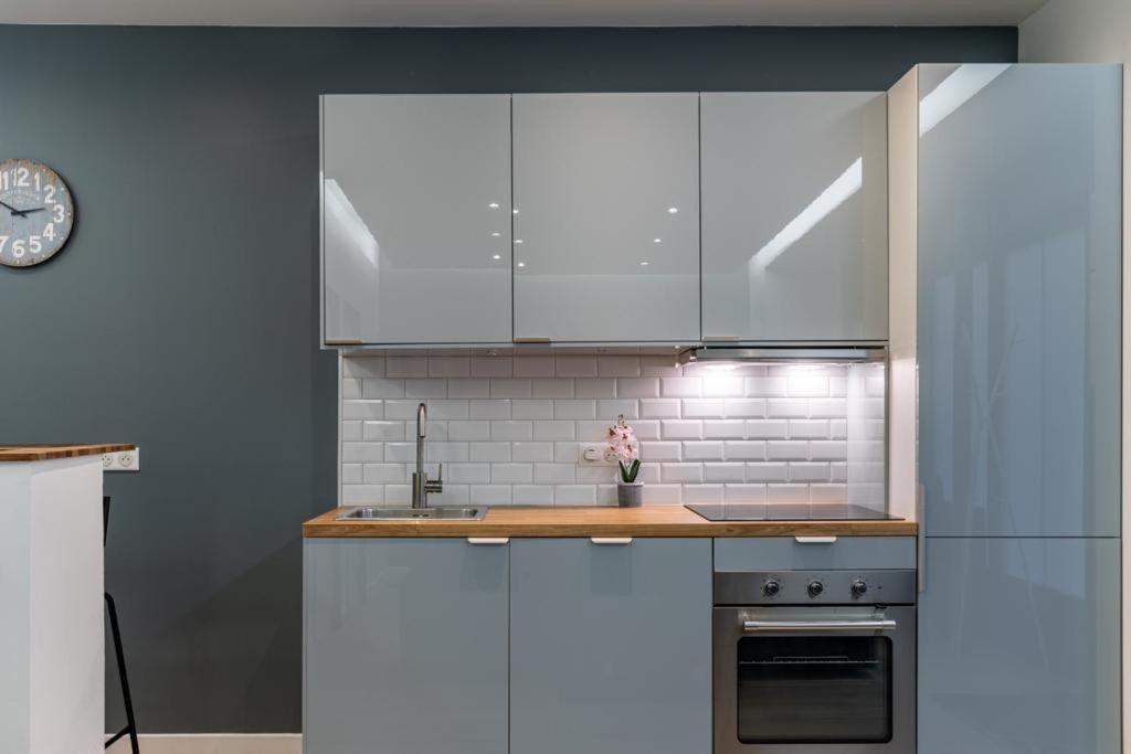 Hsh Batignolles Sauffroy Charming Apartment 8P 파리 외부 사진